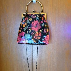 Patricia Nash Top Snap handbag